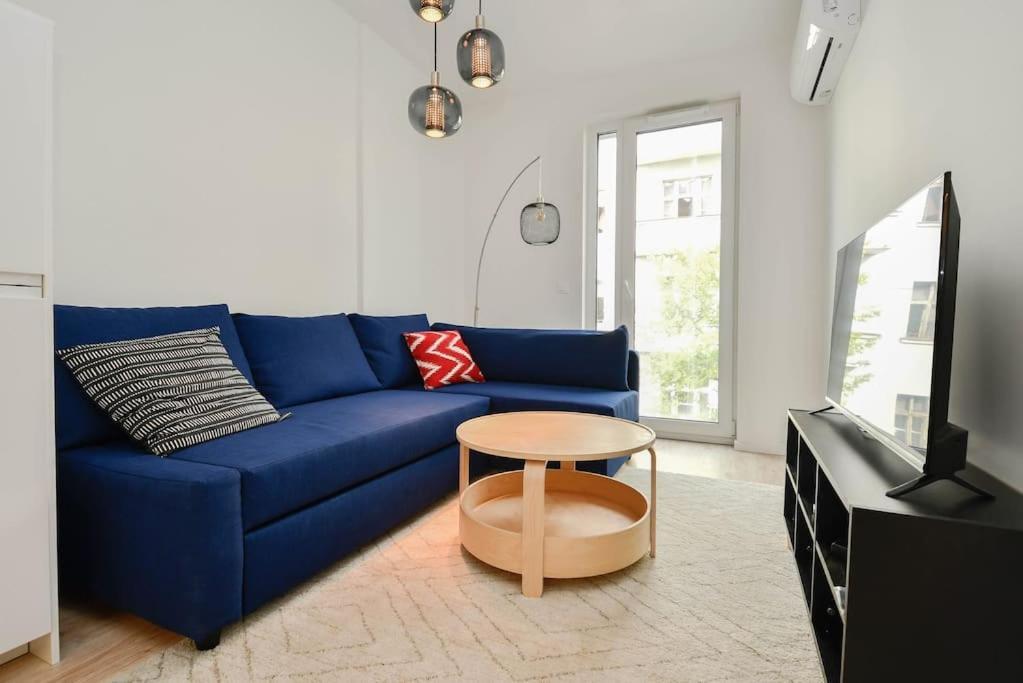 New Modern Apartment In City Center 브라티슬라바 외부 사진